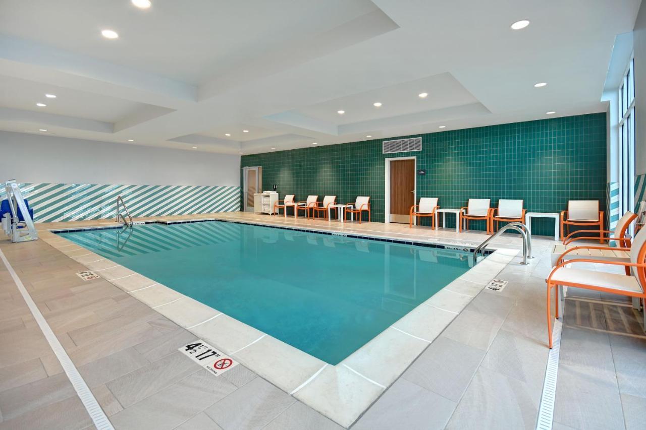 Holiday Inn - Erie By Ihg Ngoại thất bức ảnh