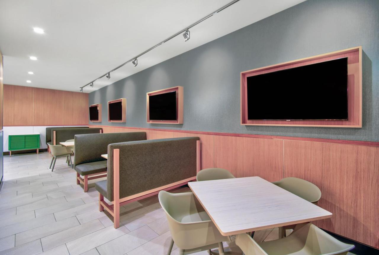Holiday Inn - Erie By Ihg Ngoại thất bức ảnh