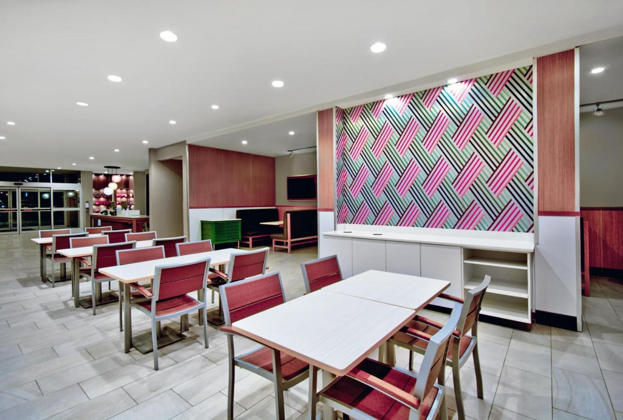Holiday Inn - Erie By Ihg Ngoại thất bức ảnh